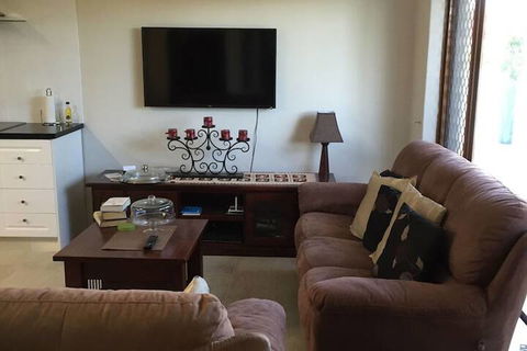 Bed & Breakfast In Perth - Mackay Tourism 1
