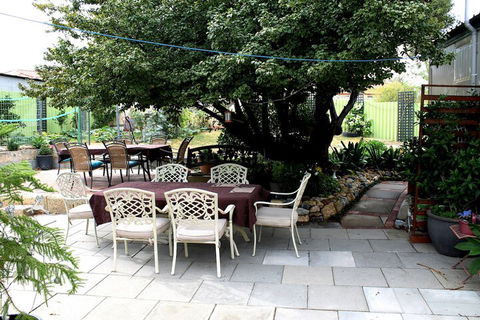 Bed & Breakfast In Perth - Mackay Tourism 3