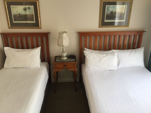 Aberdeen Motor Inn - Mackay Tourism 4