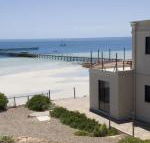 Cliff House Beachfront Villas - Mackay Tourism