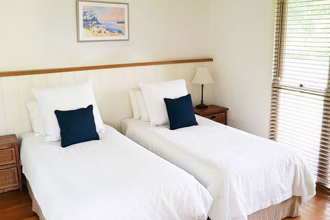 The Drawing Rooms Of Berry - Mackay Tourism 7