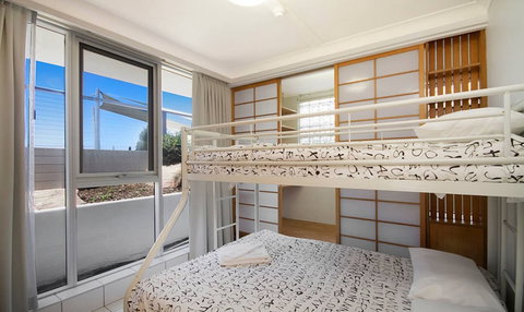 Hibiscus On The Beach - Mackay Tourism 3