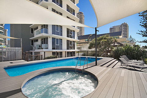Hibiscus On The Beach - Mackay Tourism 2