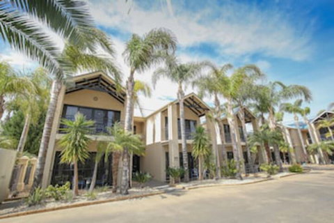 Aquarius Apartments And Cabins - Mackay Tourism 0