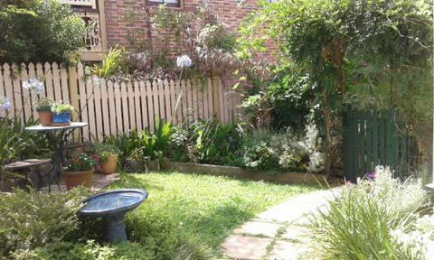 Marys Place B & B - Mackay Tourism 1
