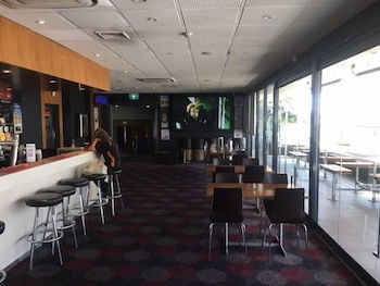Pastoral Hotel Motel - Mackay Tourism 6