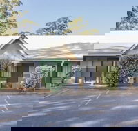 Motto Farm Motel - Mackay Tourism