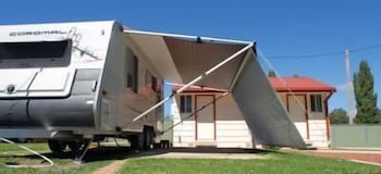 Fossicker Caravan Park - Mackay Tourism 0