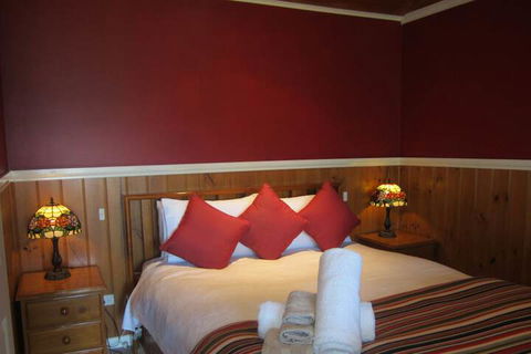 Willowlake Cottages - Mackay Tourism 4