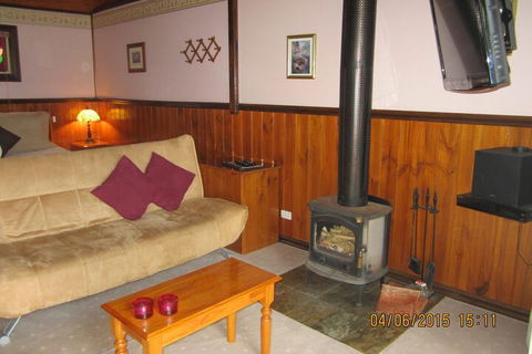 Willowlake Cottages - Mackay Tourism 2
