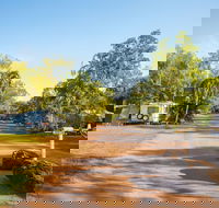 AAOK Lakes Resort  Caravan Park - Mackay Tourism