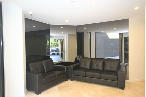 RNR Serviced Apartments North Melbourne - Mackay Tourism 2