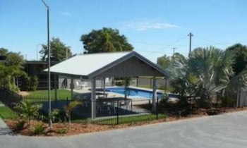Barcaldine Country Motor Inn - Mackay Tourism 3