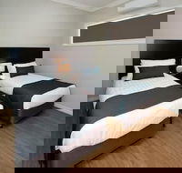 Renmark Holiday Apartments - Mackay Tourism
