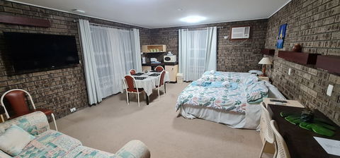 Sussex Inlet Motel - Mackay Tourism 3