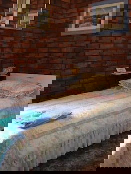 Pamela's Retreat - Mackay Tourism 1