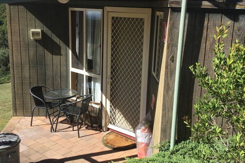 Jenolan Cabins - Mackay Tourism 4