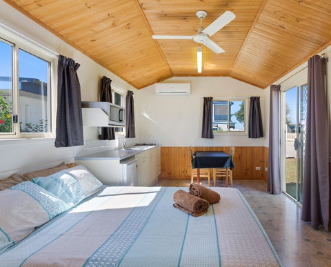 Harbour Lights Tourist Park - Mackay Tourism 6