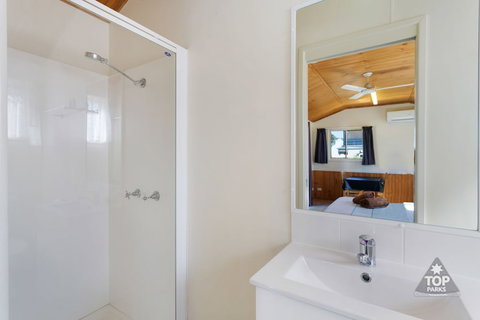 Harbour Lights Tourist Park - Mackay Tourism 3