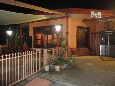 A Railway Lodge - Mackay Tourism 0