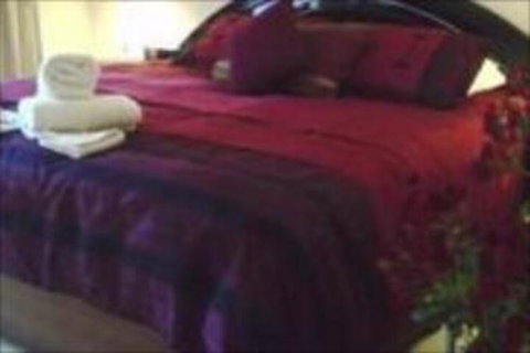 Hope Gardens House - Mackay Tourism 1