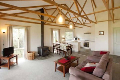 Mystery Bay Cottages - Mackay Tourism 2