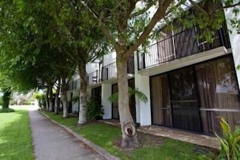 Connells Motel & Serviced Apartments - Mackay Tourism 1