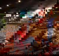Browns Plains Hotel - Mackay Tourism