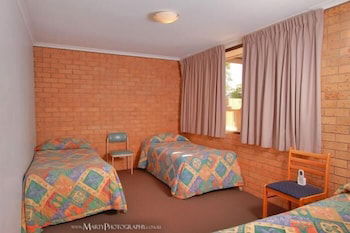 Morayfield Tavern & Motel - Mackay Tourism 6