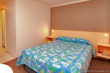 Morayfield Tavern & Motel - Mackay Tourism 4