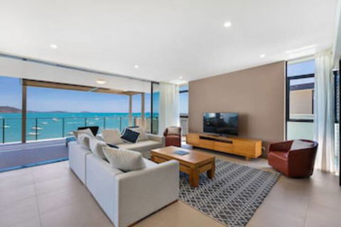 Mirage Whitsundays - Mackay Tourism 0