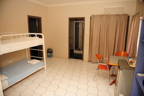 Hotel Allen - Mackay Tourism 5