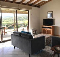 Chandlers Smiths Beach Villas - Mackay Tourism