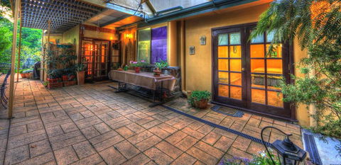 Hillview Oak B & B - Mackay Tourism 2