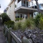 Battery Cove Beach Front Apartment - Mackay Tourism 0