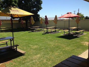Coro Club Motel - Mackay Tourism 6