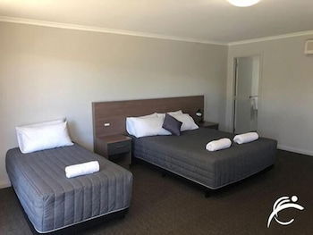 Coro Club Motel - Mackay Tourism 3