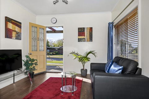 Short Stays Gippsland - Mackay Tourism 6