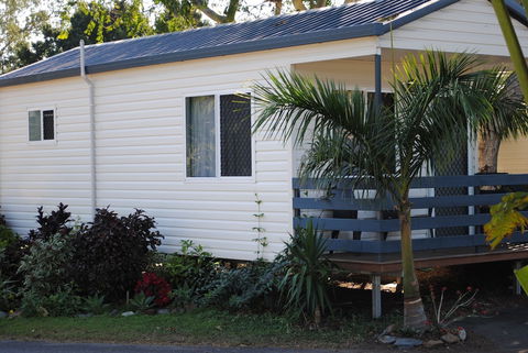 Riverside Tourist Park - Mackay Tourism 0