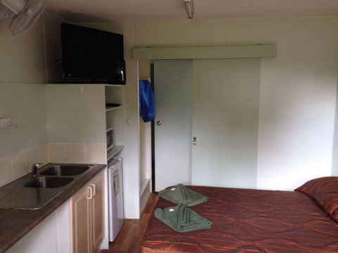 Riverside Tourist Park - Mackay Tourism 6