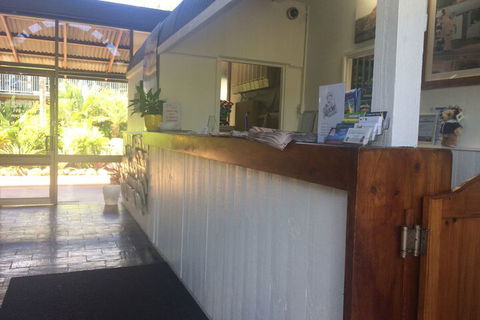 Paraway Motel - Mackay Tourism 1
