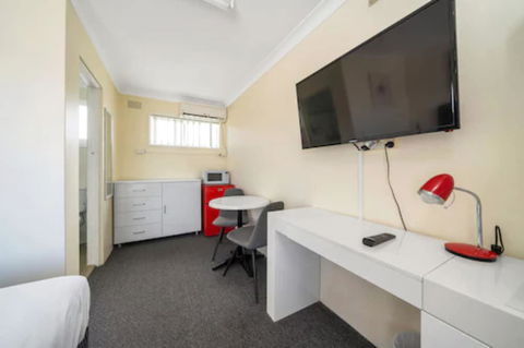 Kiama Motel 617 - Mackay Tourism 0