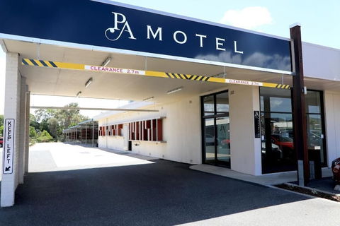 Park Avenue Hotel Motel - Mackay Tourism 0