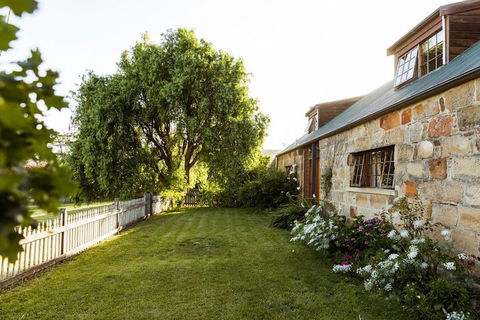 Daisy Bank Cottages - Mackay Tourism 5