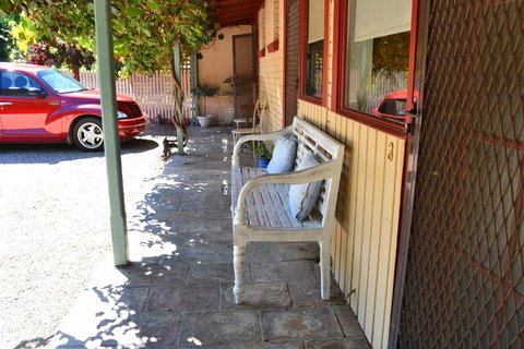 Colonial Motel - Mackay Tourism 5