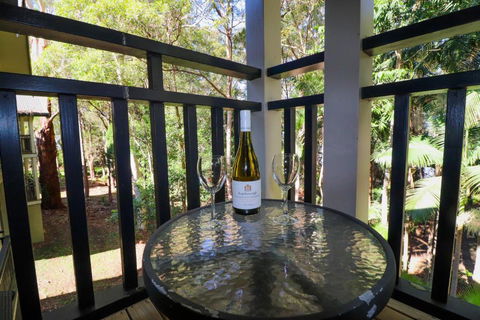Dollarbird Treetops Townhouse - Mackay Tourism 6