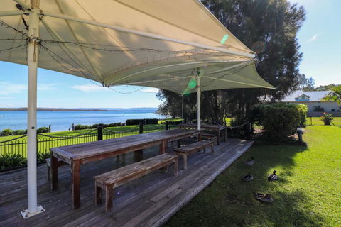 Dollarbird Treetops Townhouse - Mackay Tourism 5