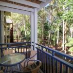 Dollarbird Treetops Townhouse - Mackay Tourism 0