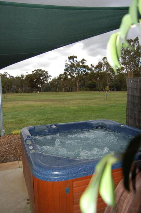 Goolwa Spa & River Retreat House - Mackay Tourism 2
