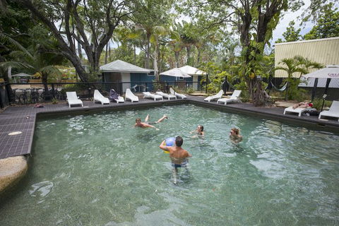 Bungalow Bay Koala Village - Hostel - Mackay Tourism 1